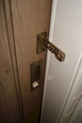 cerradura de puerta de granero