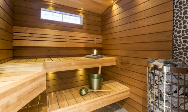 How Long to Stay in Sauna