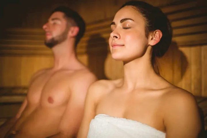 La Segunda Guerra Mundial difundió la tradición de la sauna.
