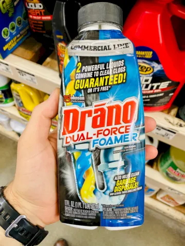 ¿Por qué no puedo usar Drano en el baño? 